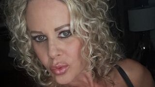 HottieJadeRoxxx's Webcam