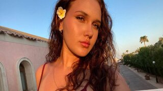 EvangelinaBarker's Webcam