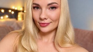 DreamGirlTina's Webcam