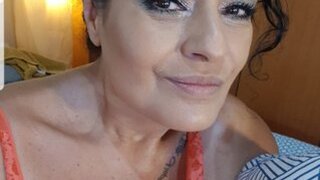SultryLola's Webcam