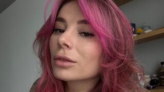 LolaMuse's Webcam