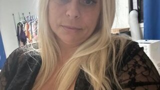 Hotmilf187's Webcam