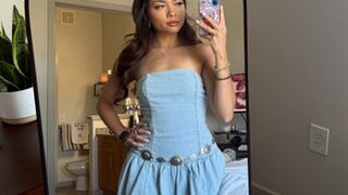 DesireeGrey22's Webcam