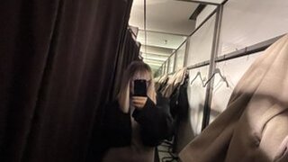 MistressLouUK's Webcam