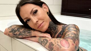 BrownieyQueen's Webcam