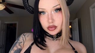 BambiDreamPie's Webcam