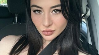 AylaJackson's Webcam