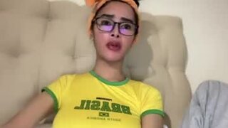 yourdreamwife_megan's Webcam