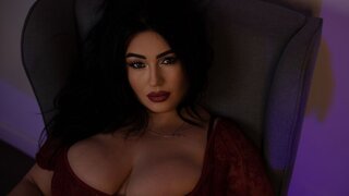 AdiraMaeven's Webcam