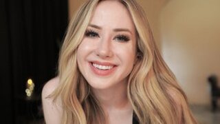 pintsizedblonde's Webcam