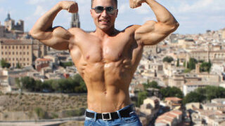Hunky Muscle's Webcam