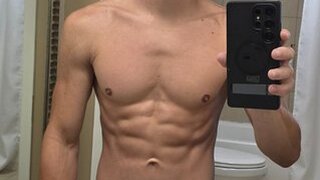 NextDoorNick421's Webcam