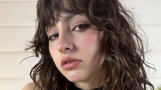 AngelaCox's Webcam