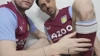 Twotwinkhusbands's Webcam